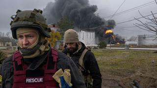 Ucrania anuncia el hallazgo de “cámaras de tortura” en Kherson: había balas, un bate y un aparato para electrocutar