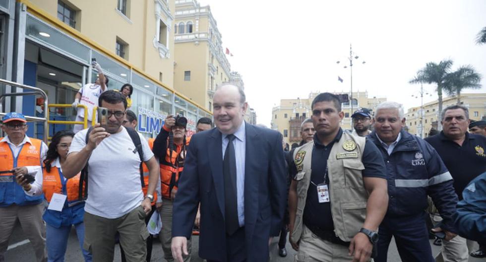 Mayor Rafael López Aliaga launches process for motorcycle rental: What happened to his big campaign promise?  |  Citizen Protection |  Municipality of Lima |  lime