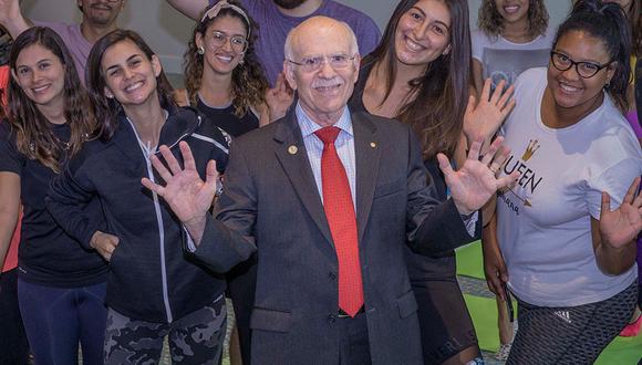 El Nobel de Medicina (1998) Louis Ignarro visitó Lima para la presentación en nuestro país del suplemento Niteworks.