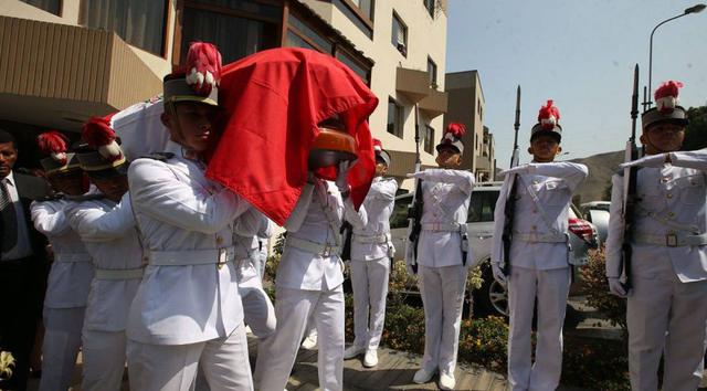 Último héroe del Perú recibió homenaje en Escuela de Chorrillos - 12