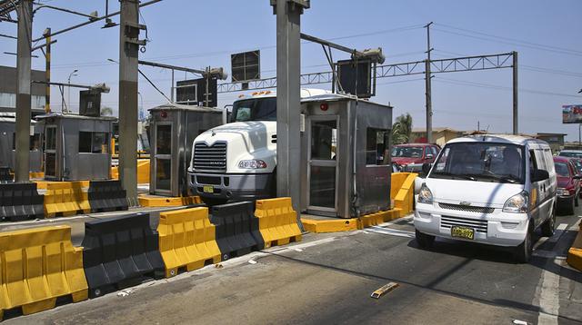 Vía de Evitamiento: conductores rechazan alza de peaje a S/ 5  - 6