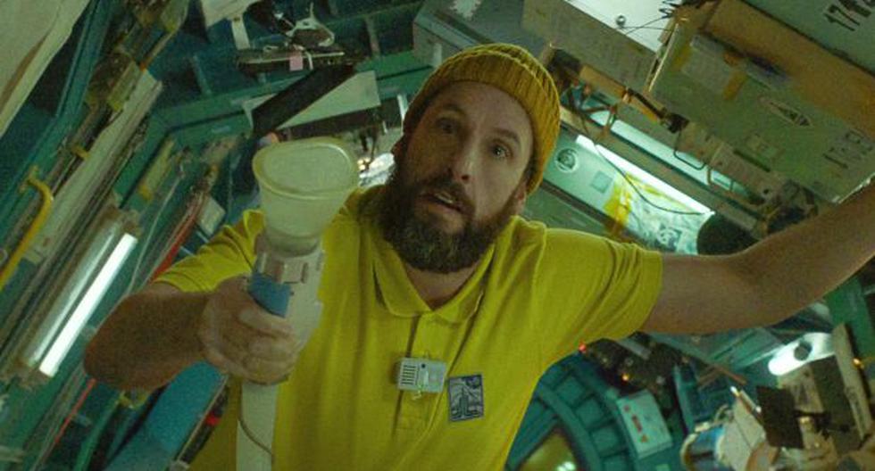 Astronaute |  « L’astronaute » : Adam Sandler reçoit une thérapie depuis l’espace dans un drame avec succès et échecs |  REVUE |  CRITIQUE |  RÉSUMÉ |  REVUE |  NETFLIX |  DIFFUSION |  VIDÉO |  CAREY MULLIGAN |  SAUTER-ENTRER