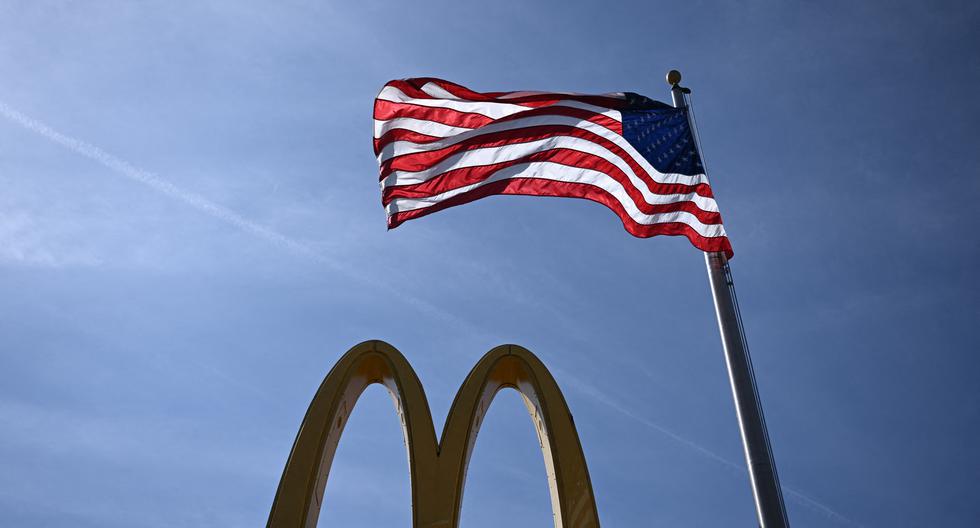 McDonald’s temporarily closes its offices in the United States to communicate layoffs
