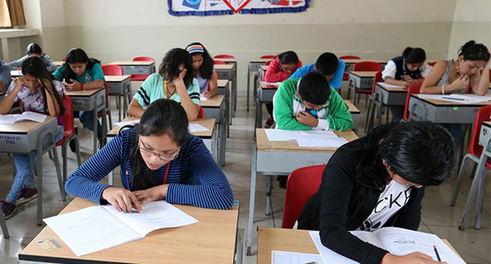 Diez mil estudiantes buscarán obtener una de las 2,400 vacantes en colegios de alto rendimiento. (Foto: Agencia Andina)