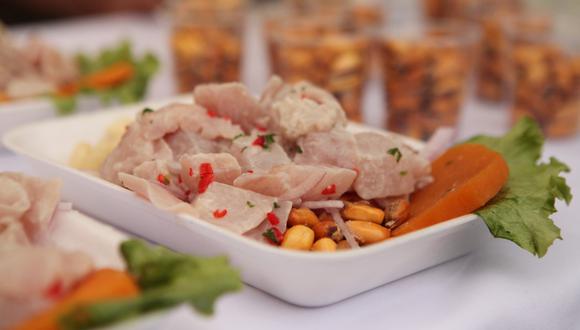 El cebiche es uno de los platos más famosos de la gastronomía peruana.