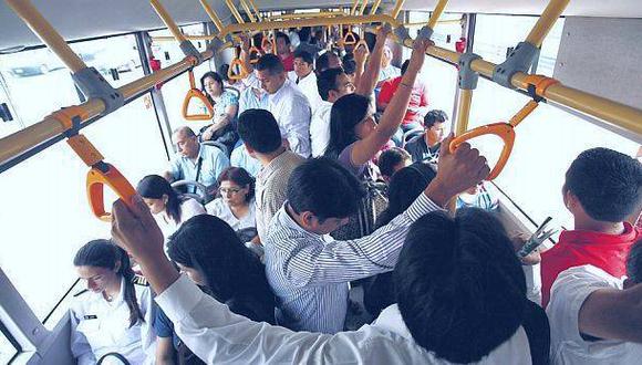 Metropolitano: ¿sabías que no puedes cantar en los buses?