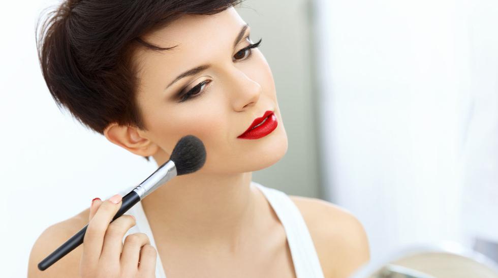 Strobing: Luce radiante con esta técnica de maquillaje | VIU | EL COMERCIO  PERÚ