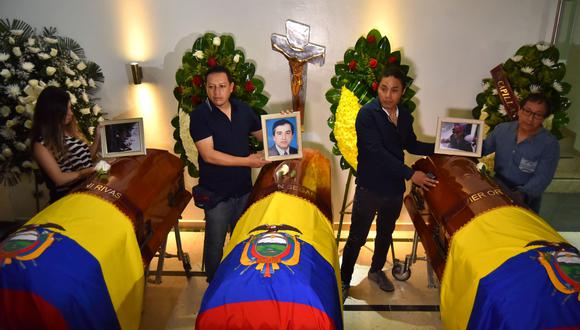 Javier Ortega, Paúl Rivas y Efraín Segarra fueron secuestrados el 26 de marzo en una zona fronteriza con Colombia. Poco después las autoridades confirmaron que una disidencia de las FARC los asesinó. (EFE)