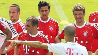 Claudio Pizarro fue titular con Bayern Múnich en goleada al Hansa Rostock