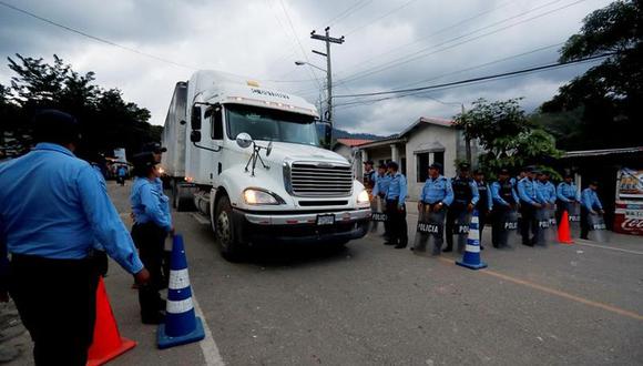 El punto de control migratorio de Agua Caliente que se mantenía cerrado temporalmente se reapertura para registro de transportistas. | Foto: EFE