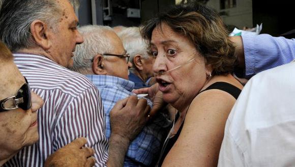 Grecia sigue a la expectativa: "Sólo Dios sabe cómo acabará"