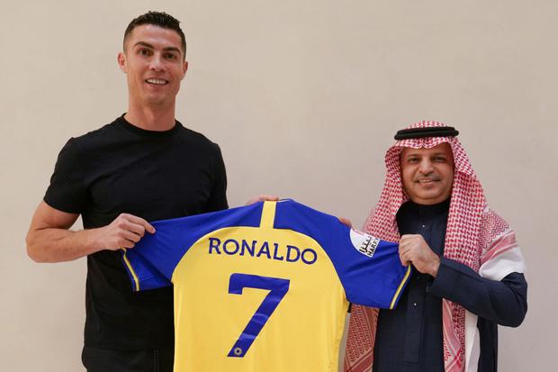 Imagen de Cristiano Ronaldo junto al equipo Al Nassr de Arabia Saudita. (Foto: Twitter)