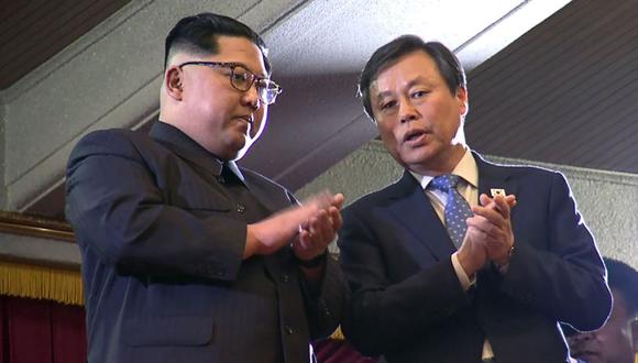 Además de Kim y su esposa, estuvieron en el concierto de unas dos horas la hermana del líder, Kim Yo-jong, y el presidente honorífico del país, Kim Yong-nam, quienes en febrero encabezaron la delegación de alto nivel norcoreana que asistió a la inauguración de los JJOO. (Foto: AFP)