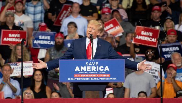 El expresidente Donald Trump habla en el Mohegan Sun Arena en Wilkes-Barre, Pensilvania, EE. UU., el 3 de septiembre de 2022. (Foto de EFE/EPA/TRACIE VAN AUKEN)