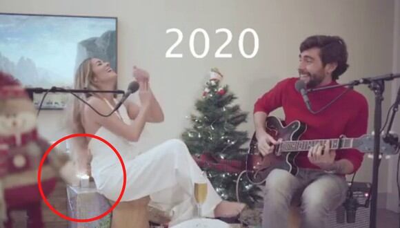 Un video viral muestra el blooper de una cantante española durante la grabación de un tema navideño para sus seguidores.  | Crédito: @sofiaellar / Instagram.