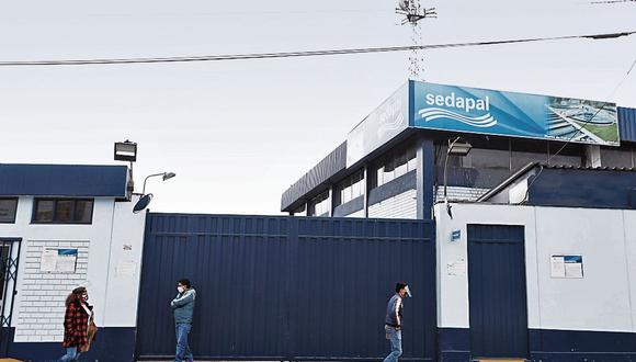 Los vecinos de Lima se verán afectados por el corte del servicio de agua potable. (Foto: Andrés Paredes)