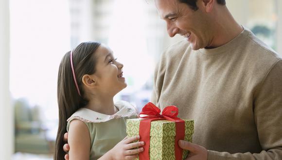 Día del Padre: ¿Cómo escoger el regalo perfecto para papá?, VIU