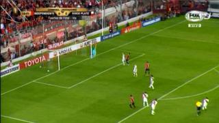 River Plate vs. Independiente: Meza casi le marca golazo a Armani pero travesaño salvó al arquero | VIDEO