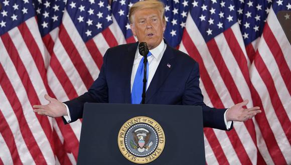 El presidente Donald Trump habla en el Salón Este de la Casa Blanca, la madrugada del miércoles 4 de noviembre de 2020 en Washington (Estados Unidos). (AP/Evan Vucci).