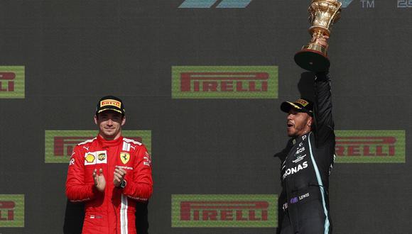 Leclerc sale en defensa de Lewis Hamilton. (Foto: AFP)