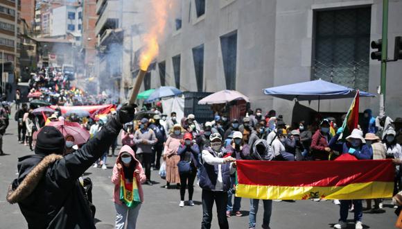 Bolivia ha registrado su quinta jornada consecutiva de protestas sociales contra el gobierno de Luis Arce y la denominada "ley madre", a la que señalan como un intento de instrumentalizar a la justicia y vulnerar los derechos ciudadanos. El oficialismo, por su parte, denuncia un nuevo intento de golpe de Estado, en referencia a la salida de Evo Morales en el 2019. (Foto: Luis Gandarillas / AFP)