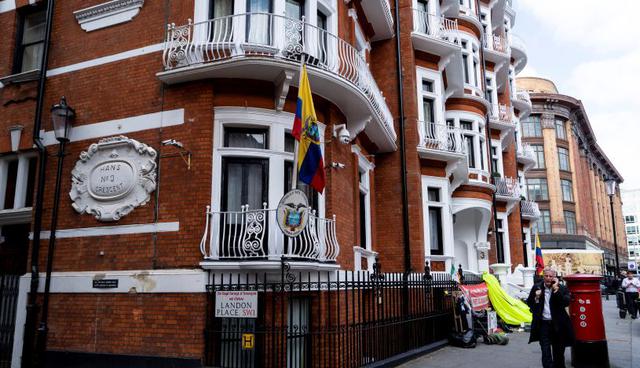"Se ha acabado la pesadilla, que alivio", dicen los ex vecinos de Assange en Londres. (Foto: AFP)