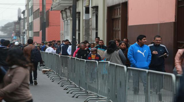 FOTOS: Devotos recorren el santuario de Santa Rosa de Lima - 4