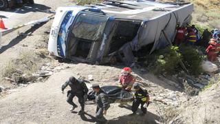 Puno: triple choque deja ocho muertos en vía Puno-Desaguadero