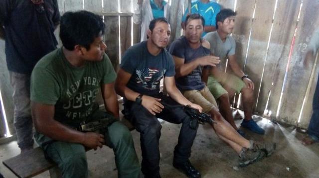 Loreto: nativos retienen a cuatro marinos durante protesta - 1