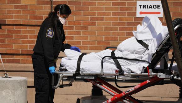 Los hospitales en la ciudad de Nueva York, que han sido especialmente afectados por el coronavirus, todavía están luchando con una afluencia de casos de COVID-19. (Foto: Spencer Platt / Getty Images / AFP).