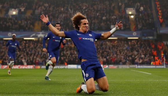David Luiz abrió el marcador del duelo entre Chelsea y Roma con un soberbio gol de media distancia. (Foto: Reuters)