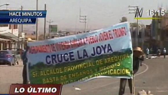 La Joya: manifestantes bloquearon tránsito en Panamericana Sur