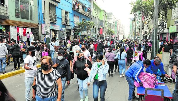 Alcalde de La Victoria anunció que las personas deberán contar con ambas dosis contra el COVID-19 para ingresar al emporio de Gamarra | Foto: El Comercio / Referencial