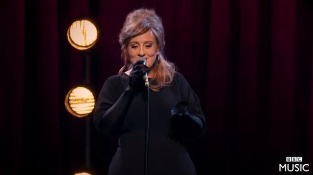 Adele se disfrazó para imitarse a sí misma en concurso [VIDEO] - 2