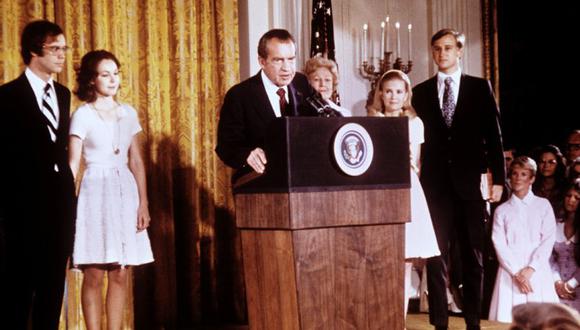 En esta foto de archivo tomada en agosto de 1974, el presidente republicano de Estados Unidos, Richard Nixon, da un discurso en la Casa Blanca tras su renuncia a la presidencia tras el escándalo de Watergate. Richard Nixon había sido elegido en 1968 y reelegido en 1972.
