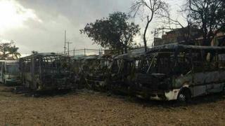 Venezuela: Desconocidos incendian 10 autobuses en Táchira