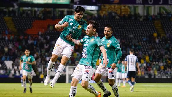 Con goles de Ivan Moreno, Stiven Barreiro, Jesús Angulo y Brian Rubio, León logró una histórica goleada ante Pachuca.