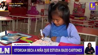 Trujillo: entregan beca a niña que estudiaba bajo cartones mientras su padre trabajaba lavando autos | VIDEO