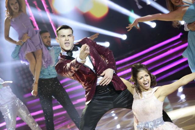 Alexander Kobzar durante la tercera gala del mundial de baile de "El gran show". (Foto: Twitter/América TV)