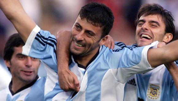 Walter Samuel con la selección argentina. (Foto: Reuters)