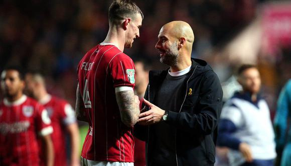 Al culminar el encuentro entre Manchester City y Bristol City por la Carabao Cup, Guardiola recibió la propuesta más extraña de su vida. (Foto: agencias)