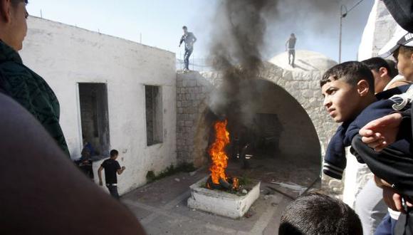 Viernes de ira: palestinos queman Tumba de José en Cisjordania