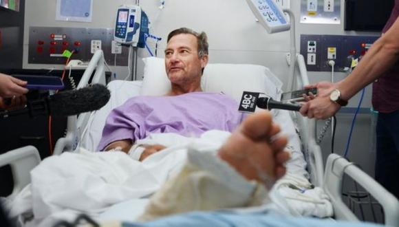 Neil Parker habló con los reporteros desde la cama del hospital en el que se recupera en Brisbane, Australia. Foto: AFP/GETTY IMAGES, vía BBC Mundo