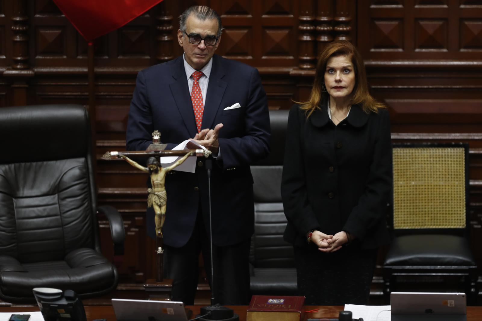 Mercedes Araoz juró como presidenta encargada el 30 de setiembre último, tras el anuncio de Vizcarra de disolución del Parlamento. Unos días después dio marcha atrás y presentó su carta de renuncia a la vicepresidencia. (Foto: GEC)