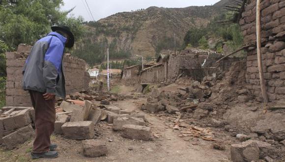 Escombros que dejó sismo en Paruro serán removidos en 60 días
