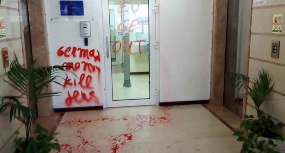 Acto de vandalismo en oficina de la Unión Europea en Israel. (Foto: Twitter de Emanuele Giaufret @EGiaufretEU)