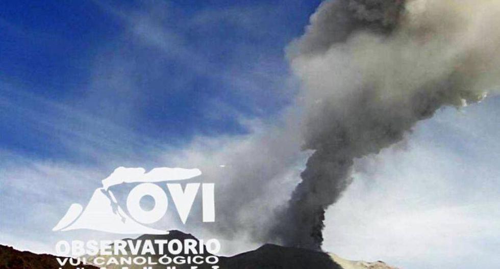 Población no debe acercarse al volcán en un radio de 10 km (Foto: OVI)