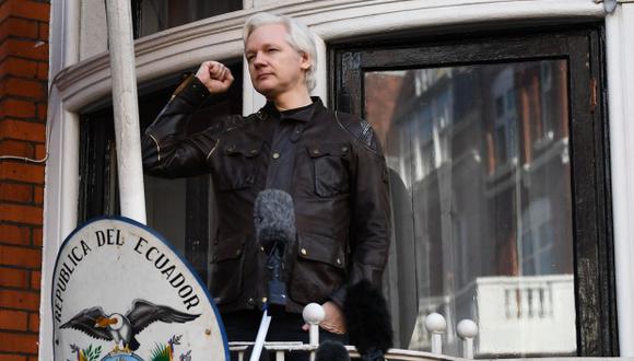 Julian Assange, australiano de 47 años, pasó los últimos siete años de su vida encerrado en la embajada de Ecuador ubicado en el exclusivo barrio londinense de Knightsbridge. (Foto: AFP)