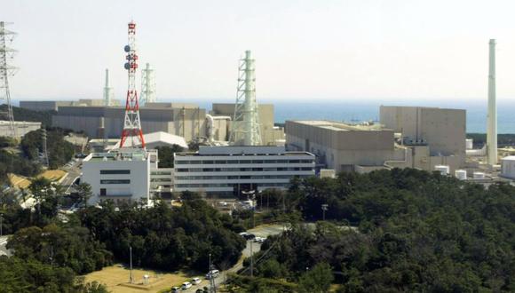 Esta fotografía tomada el 29 de marzo de 2011 muestra la planta de energía nuclear Hamaoka de Chubu Electric Power en la ciudad de Omaezaki en la prefectura de Shizuoka, a 200 km al oeste de Tokio. (Foto: de STR / JIJI PRESS / AFP)