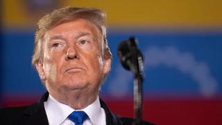 Trump deportó venezolanos a través de terceros países, denuncia senador 